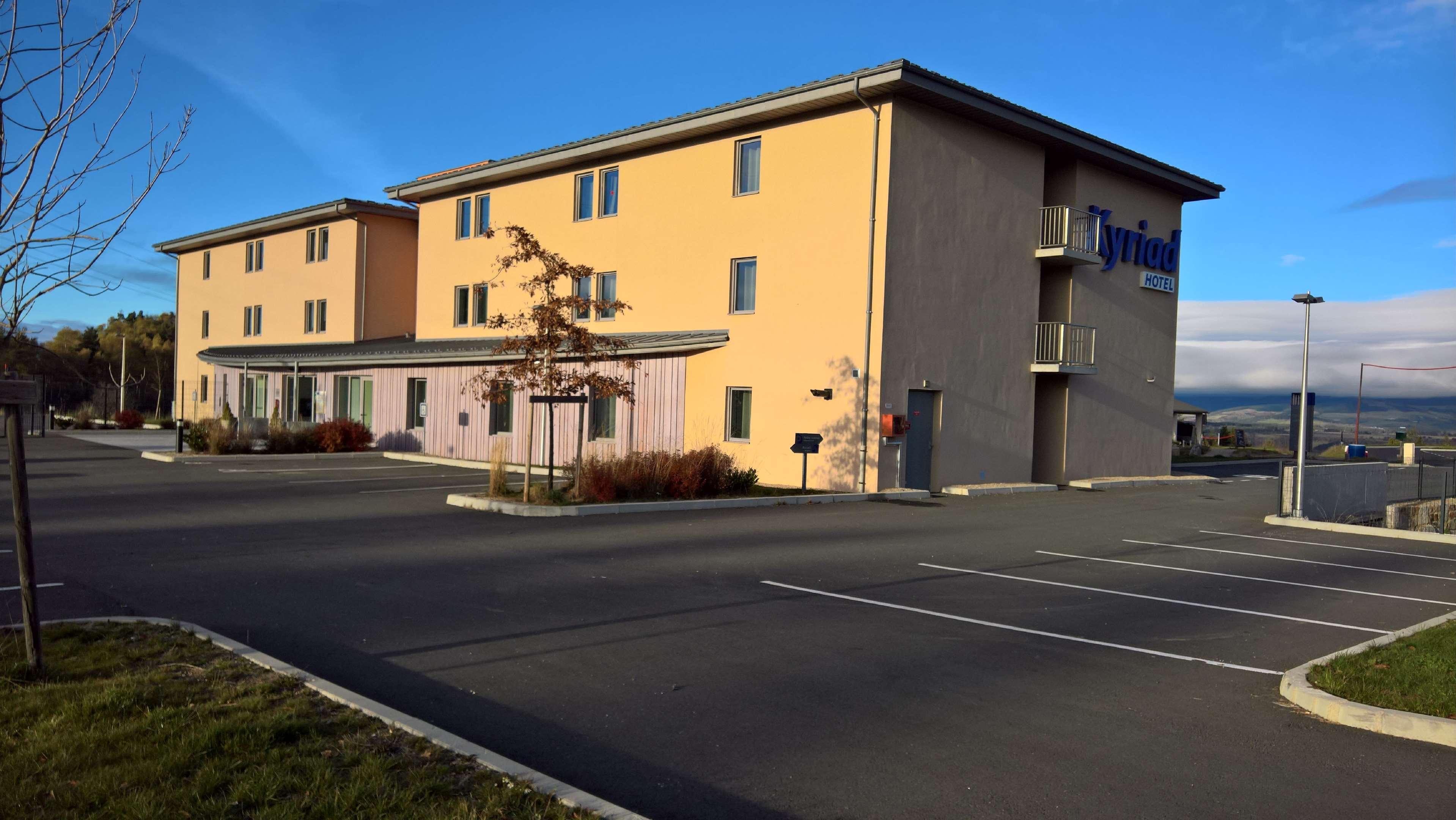Kyriad Saint Chely D'Apcher - Aire De La Lozere Albaret-Sainte-Marie Экстерьер фото